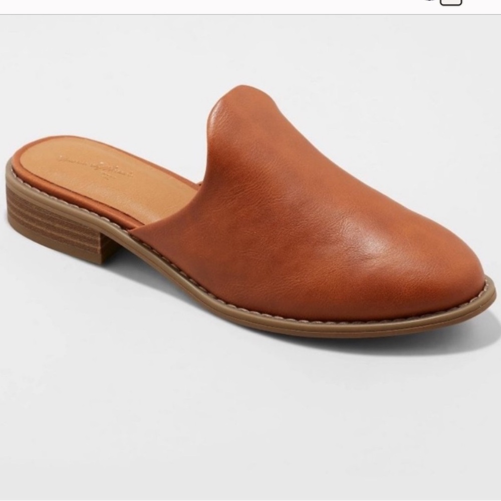 Universal Thread Women's Brown ‘Leather’ Slip-On Loafers Mules, 11